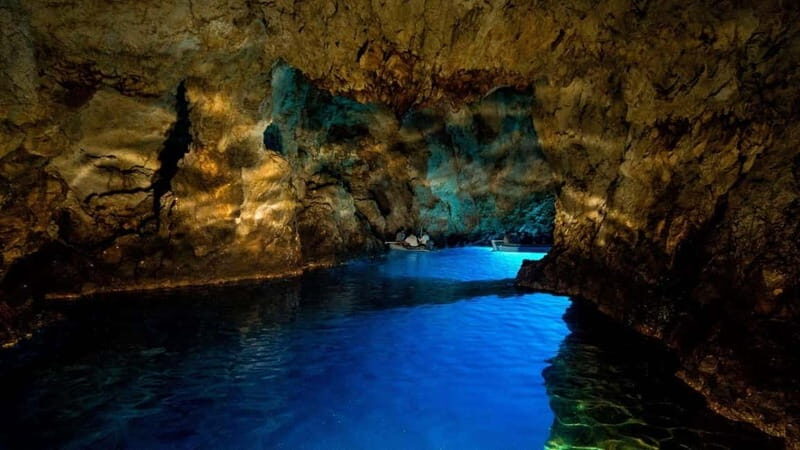 Adriatic Adventure: Blue Cave & 6 Islands Speedboat Escape - The Speedboat Ride: Set the Tone