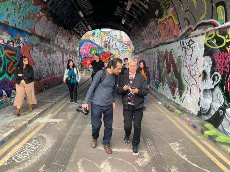ADVANCED GRAFFITI STREET ART TOUR / SHOREDITCH / EAST LONDON - The Banksy Highlights