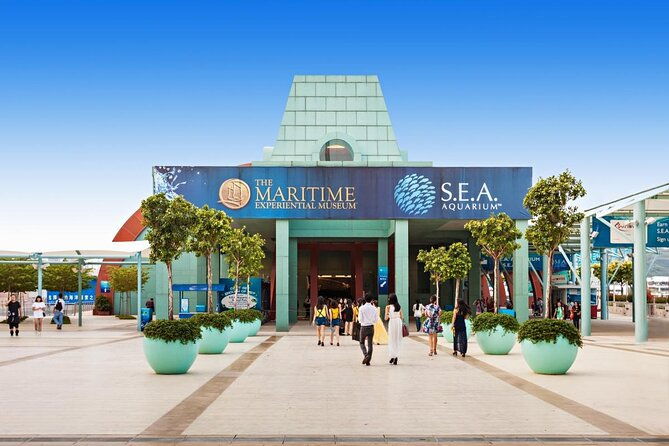 Adventure Cove Waterpark + 1 Way Transfer - Key Points