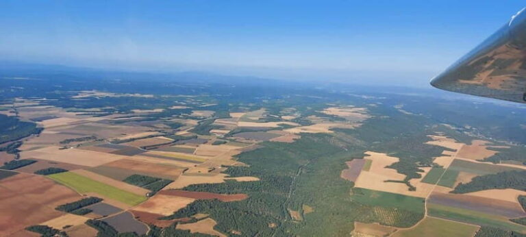 Aerial tour of Provence - The Value of the Experience