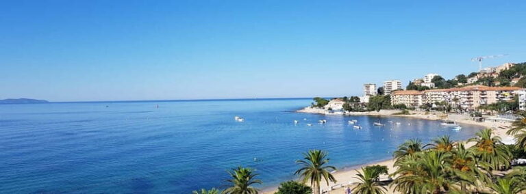 Ajaccio: Beginner's Scuba Dive with Experienced Instructor - The Equipment and Support
