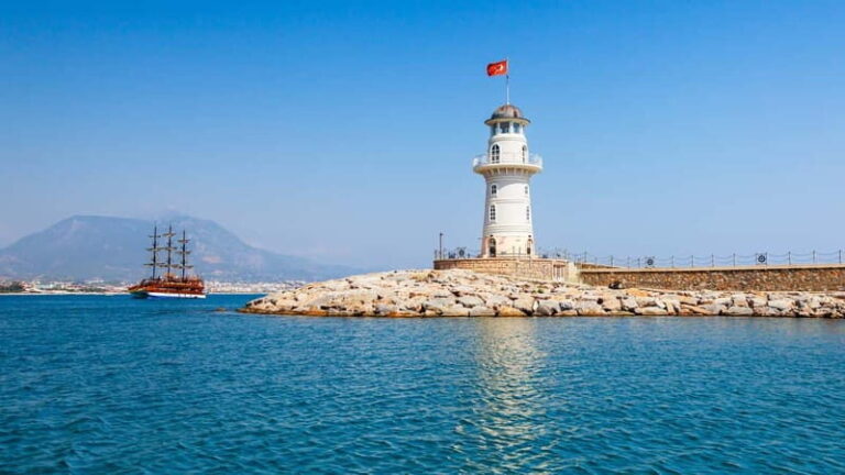 Alanya: Catamaran Boat Trip with Swimming Stops incl Lunch - Practical Details and Considerations