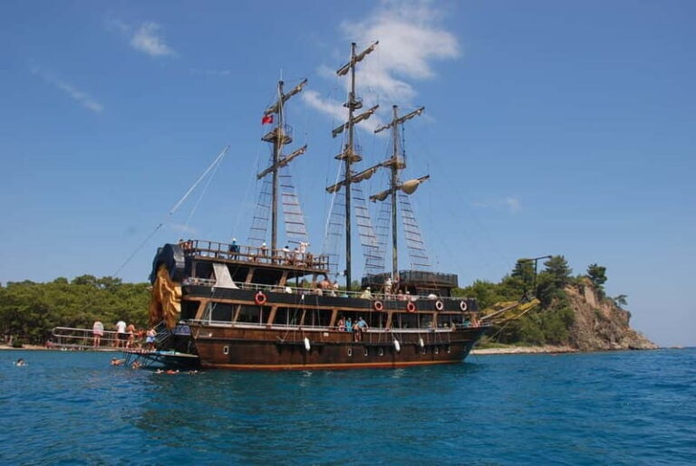 Alanya: Luxury Pirate Boat Trip w/Meal, Drinks and Pickup - The Itinerary Breakdown