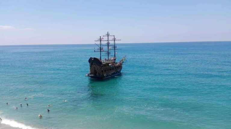 Alanya Pirate Cruise: Dolphins, Views & Soft Drinks - Detailed Breakdown of the Itinerary