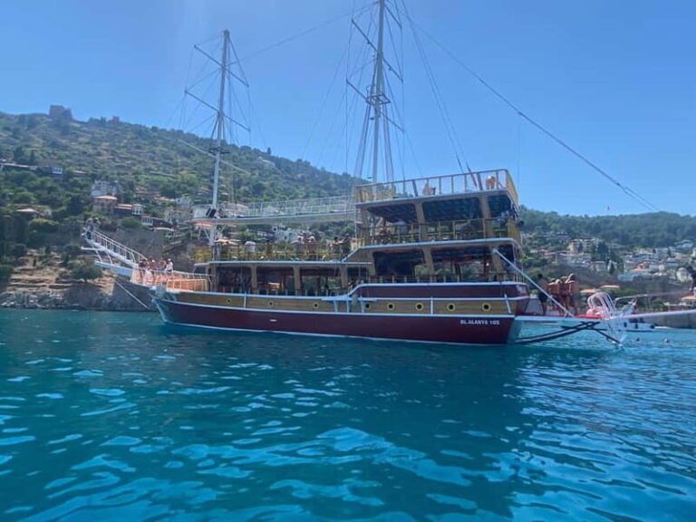 Alanya: Relax Boat Tour with Lunch & Unlimited Soft Drinks - Practical Details and Considerations