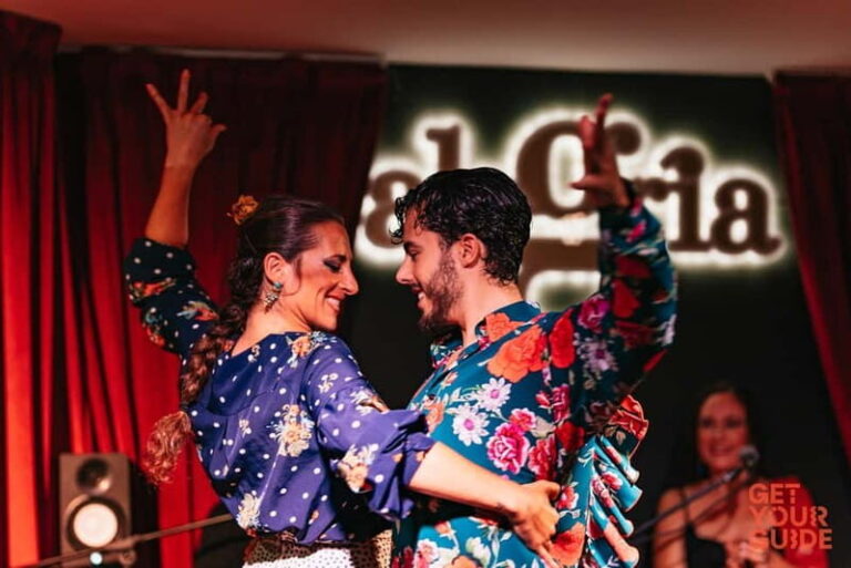 Alegria Flamenco in Malaga, with Transfer, Cocktail and Premium Location - Who Would Love This Experience?