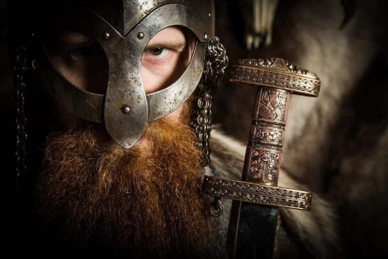 Alesund: Viking Tour with Ship Experience and Tasting - Authenticity and Reviews