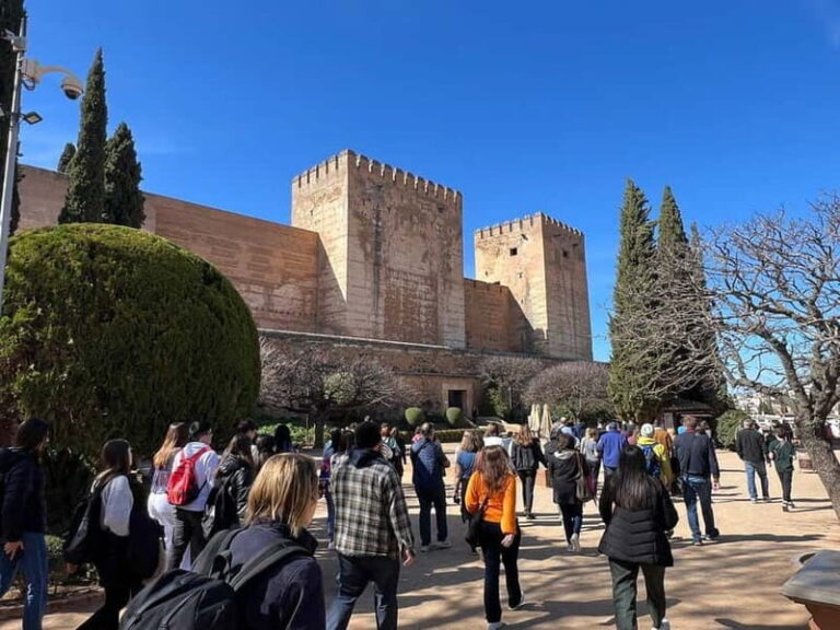 Alhambra Surroundings: History, Architecture and Legends - A Closer Look at the Tour Experience