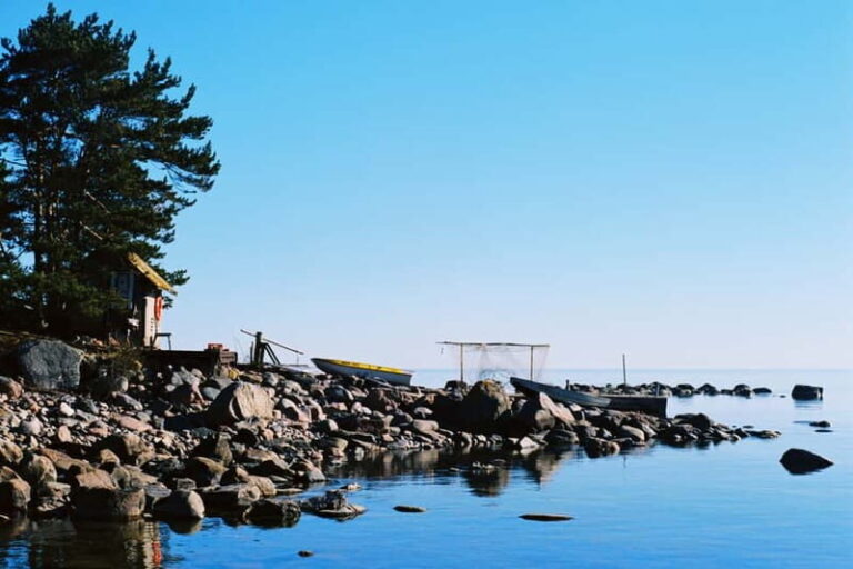 All Inclusive Day Trip from Tallinn: Prangli Island - Savoring Local Cuisine