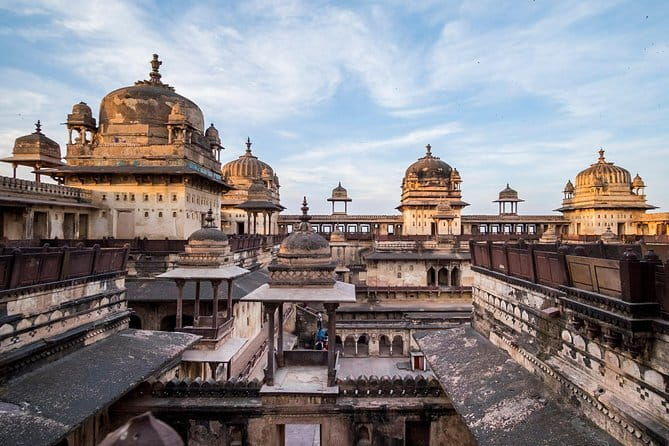All Inclusive Full Day Sightseeing Tour of Orchha - Key Points