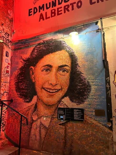 Alternative tour of Berlin in Spanish - Who Will Benefit Most from This Tour?