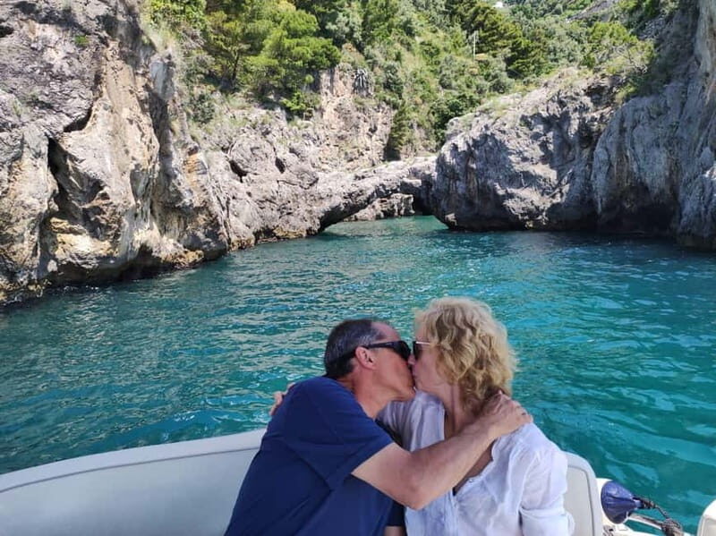 Amalfi Coast: Hidden Caves & Beaches by Private Boat