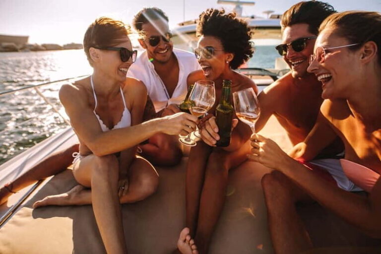 Amalfi: Sunset Boat Tour with Fruit and Drinks - Who Will Love This Tour?