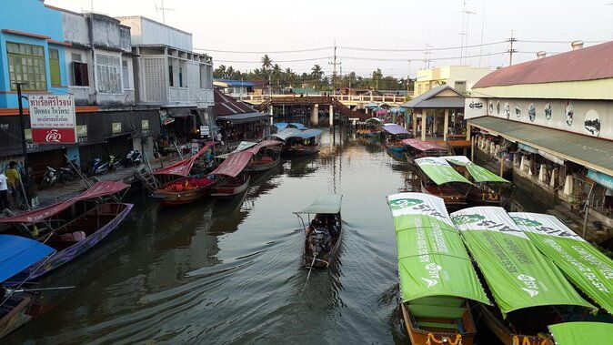 Amphawa Floating Market & Maeklong Railway Train Market Tour - Amphawa Floating Market & Maeklong Railway Train Market Tour