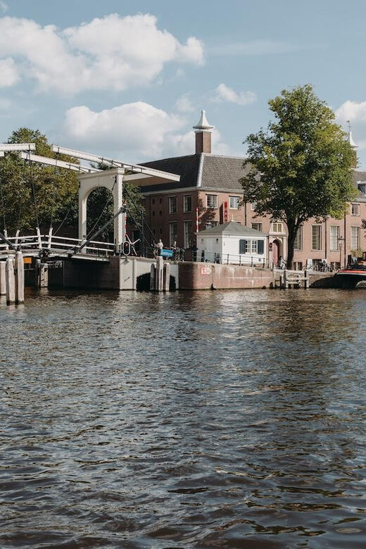 Amsterdam: H'ART Museum Entry Ticket - Why the Exhibitions Matter