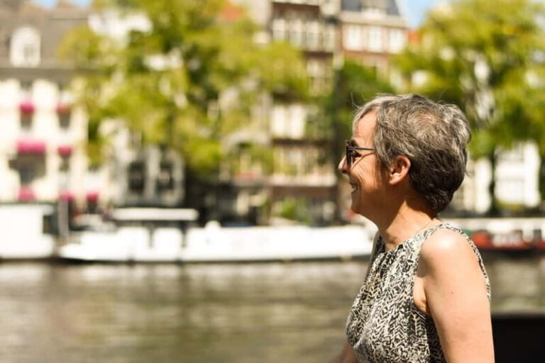 Amsterdam: Private Photo Session with 10 Edited Photos - Who Is This Experience Perfect For?