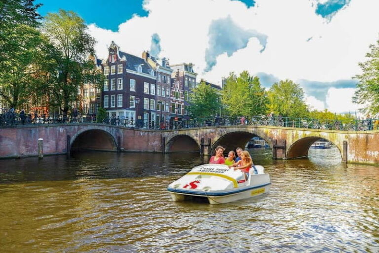 Amsterdam: Unique Pedal Boat Experience in the Canals - The Route and Highlights in Detail