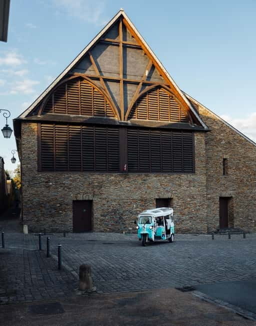 Angers: Ride in the Doutre in an electric Tuk Tuk - Who is this tour best suited for?