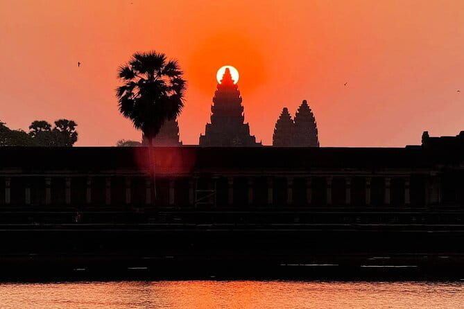 Angkor Sunrise Adventure Private Tour - Key Points  