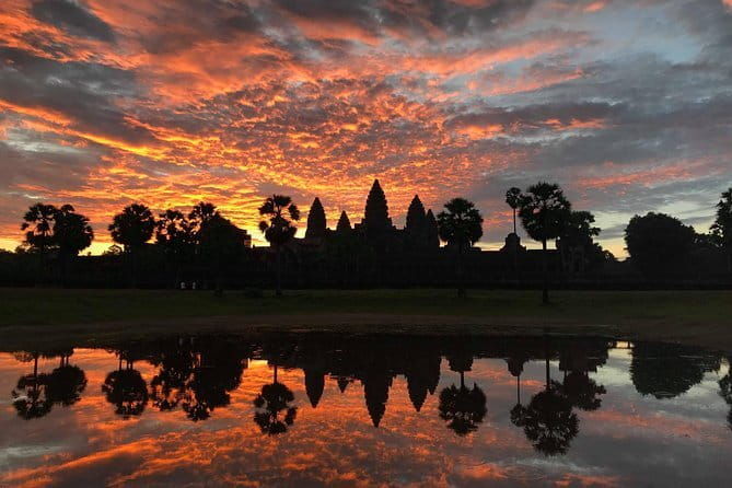 Angkor Wat & Banteay Srei 1-Day Tour - Introduction