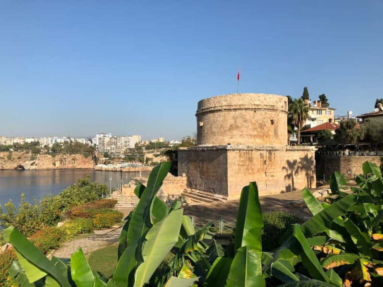 Antalya: Old Town Walking Tour with Dessert Tasting - Why This Tour Works Well
