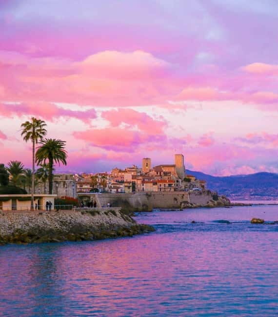 Antibes: Chic & Seek Shopping Tour with Coffee & Pastry - Who Would Love This Tour?