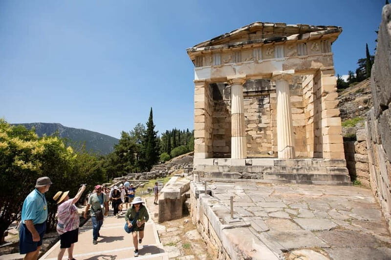 Athens: Delphi Day Tour with Museum & Arachova Village Visit - Why This Tour Works Well