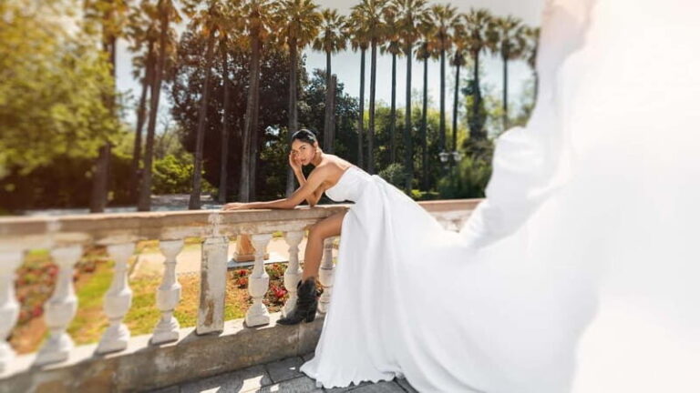Athens: Flying Dress Photo © Photoshoot "Express package" - The Value of the Experience