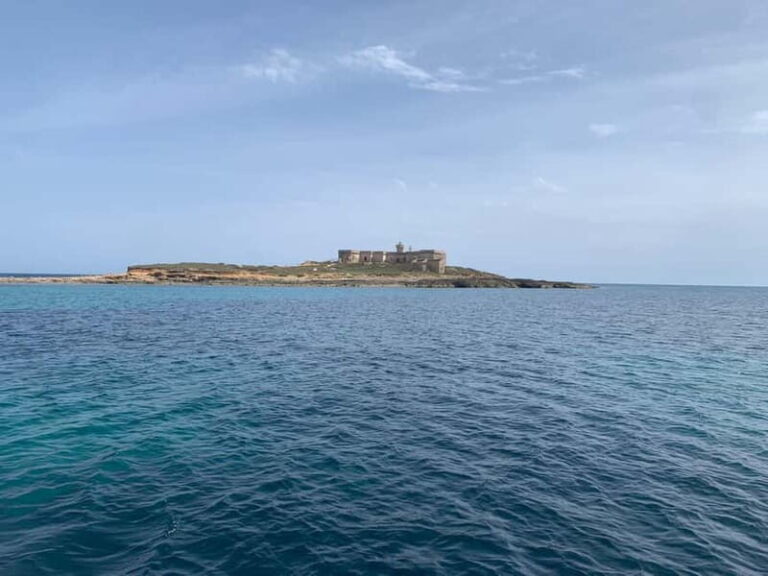 Avola: Marzamemi & Currents Island Private Boat Tour - Discovering the Experience