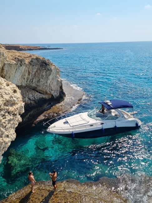 Ayia Napa: Explore Blue Lagoon on board of luxury SeaRay 375 - What Makes This Cruise Stand Out?