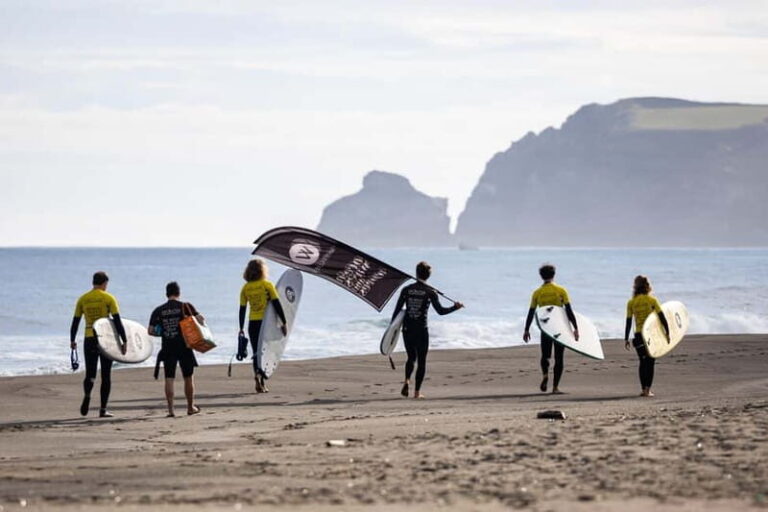 Azores : Exclusive Surf Lessons in S. Miguel - The Experience and Group Dynamics