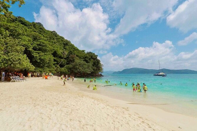 Banana Beach Day Trip  Your Everyday Escape - What Makes This Tour Stand Out?  