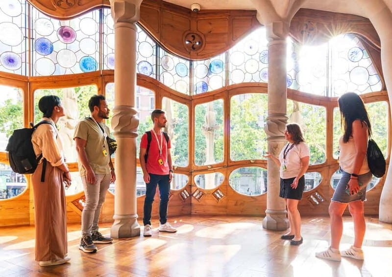 Barcelona: Casa Batlló Tour and Optional White Rabbit Museum - Practical Aspects: What You Need to Know