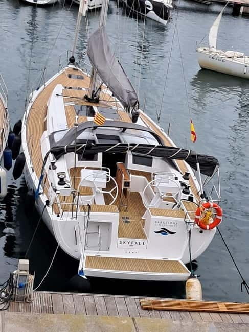 Barcelona: Luxury Sailing Experience from Port Olimpic - Who Will Enjoy This Tour?