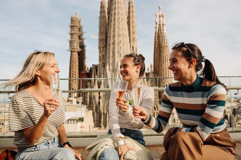 Barcelona: Sagrada Familia Evening Tour with Cava - A Detailed Look at the Itinerary