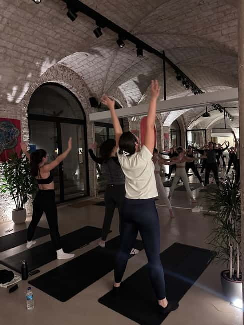 Barcelona: The Sisterhood Celebration - Dance and Wellness - The Venue and Atmosphere
