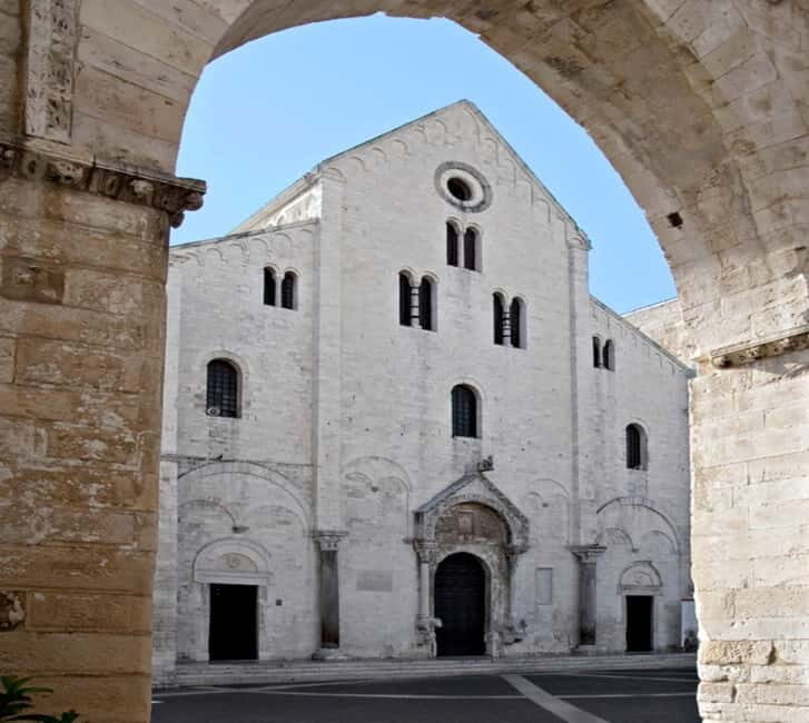 Bari: Basilica of Saint Nicholas, Museum, Focaccia Tasting - A Detailed Breakdown of the Tour Experience