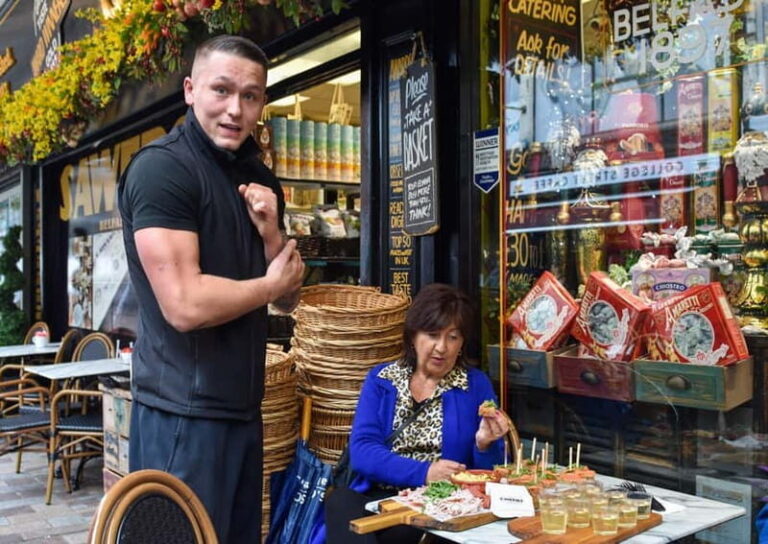 Belfast: Guided Food Walking Tour with Street Art and Pubs - The Full Experience: What to Expect on the Belfast Food Tour