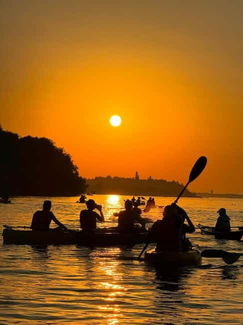 Belgrade: Sunset Kayak Tour - Practical Details & Value