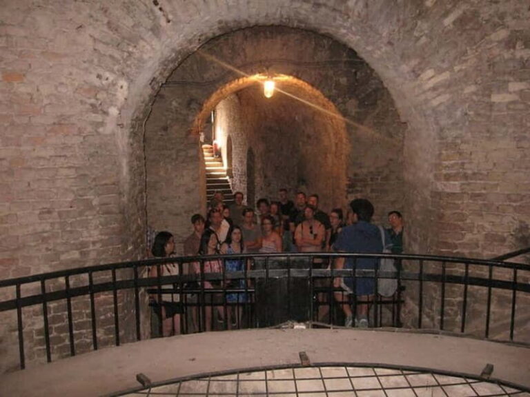 Belgrade: Underground Tour with Glass of Wine - Breaking Down the Itinerary