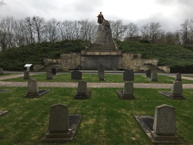 Berlin: Battle for Seelow Heights WW2 tour -Clash of Titans - The Itinerary: What You Can Expect