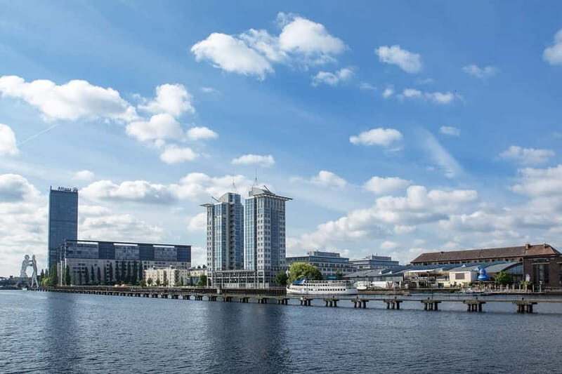 Berlin: East Side Gallery Spree Cruise in a Solar Catamaran - Why the Experience Offers Great Value