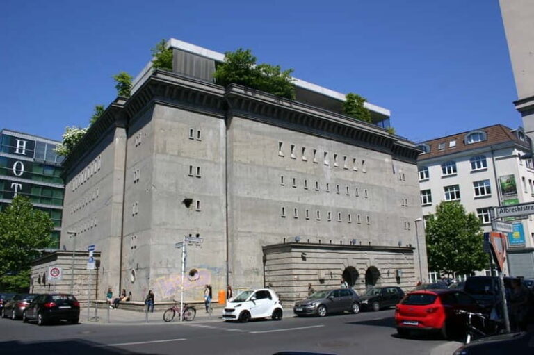 Berlin: Guided Bike Tour of The Wall and Third Reich - Authentic Experiences and Personal Touches