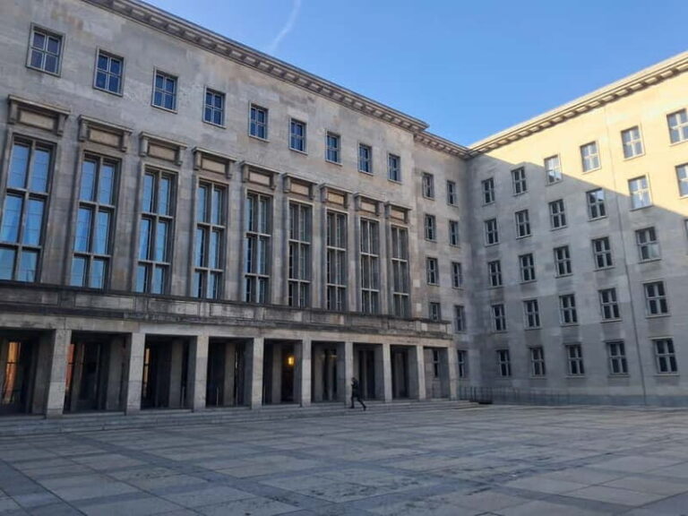 Berlin: Historical Highlights Half-Day Walking Tour - The Experience in Detail
