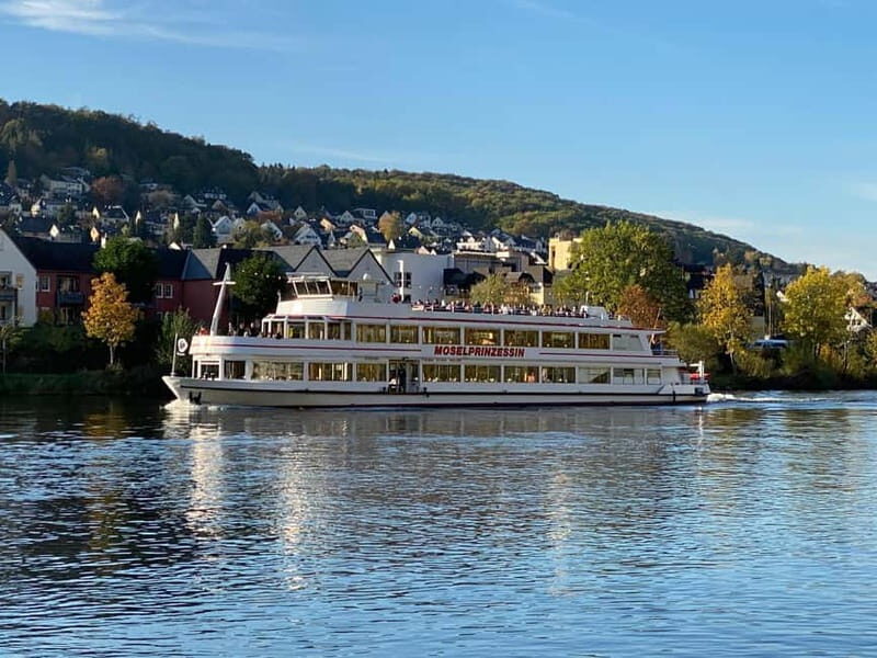 Bernkastel: 1-hour panoramic boat tour Lieser, Mülheim and back - What’s Included and What’s Not