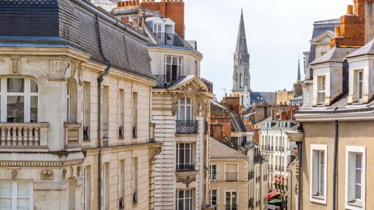 Best of Nantes: Private Walking Tour with a Local - Exploring Nantes’ Modern Marvels and Quirky Attractions