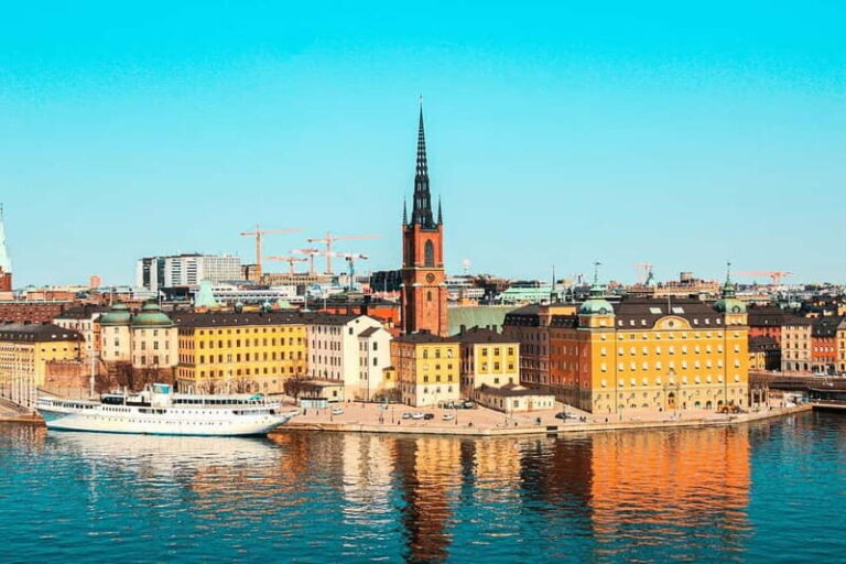 Best of Stockholm Walking Tour-3 Hours, Small Group max 10 - What You’ll See and Experience