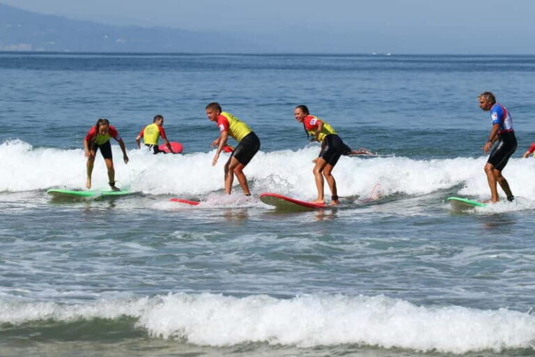 Biarritz: Surf lessons on the Côte des Basques beach - What to Expect from the Surf Lessons