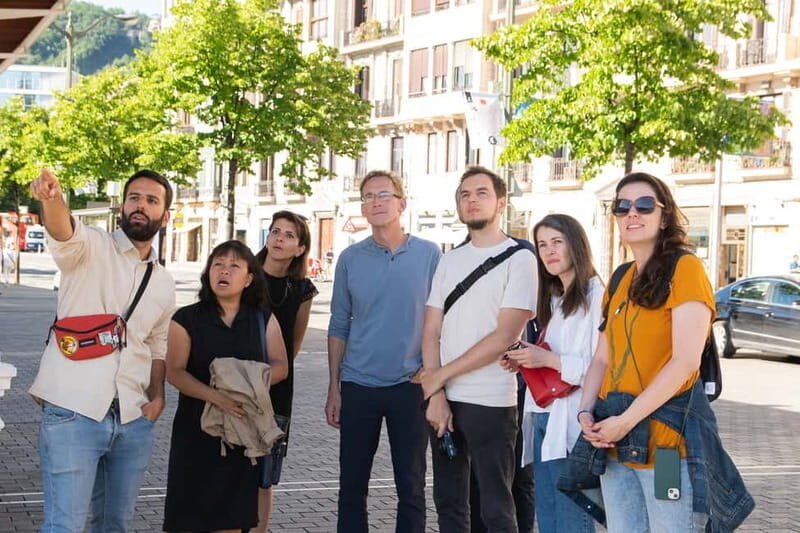 Bilbao: Basque Food Tour and Wine Tasting with Guide - Who Should Consider This Tour?