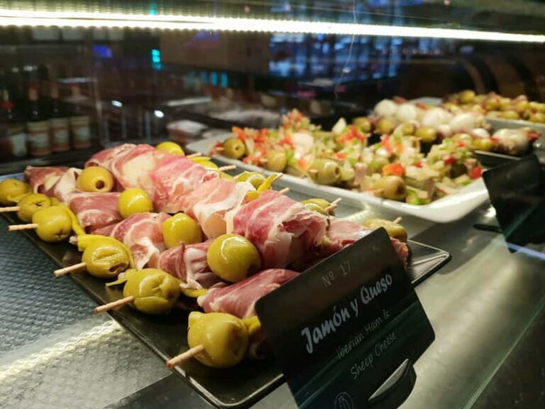 Bilbao Local Immersion with Pintxos & Drinks - Why Value Matters